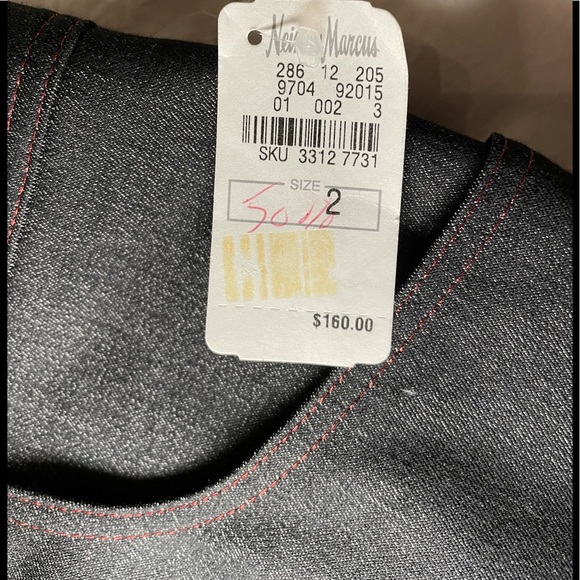 🆕 Elie Tahari Gray Skirt with Metallic Red Trim - Picture 6 of 6